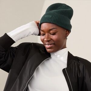 Athleta Cozy Hour Beanie in Cypress